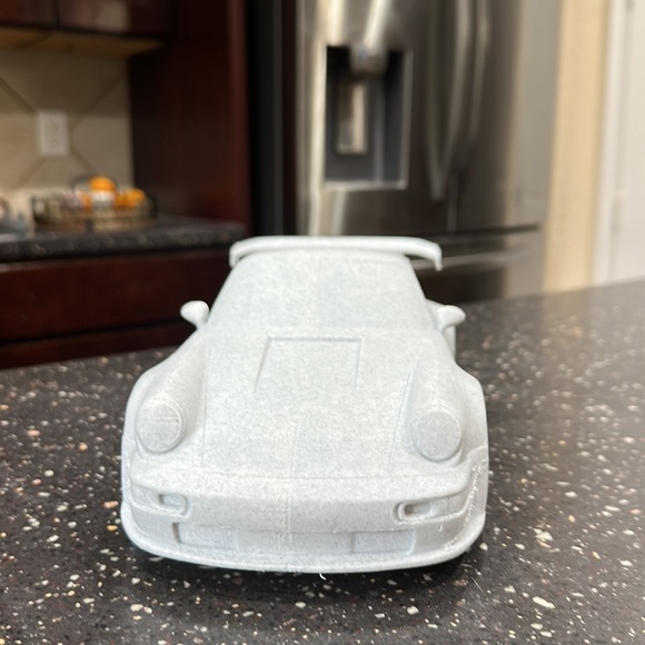 Marble filament 3D printed Porsche 911 Turbo Statue - Picture 2 of 5